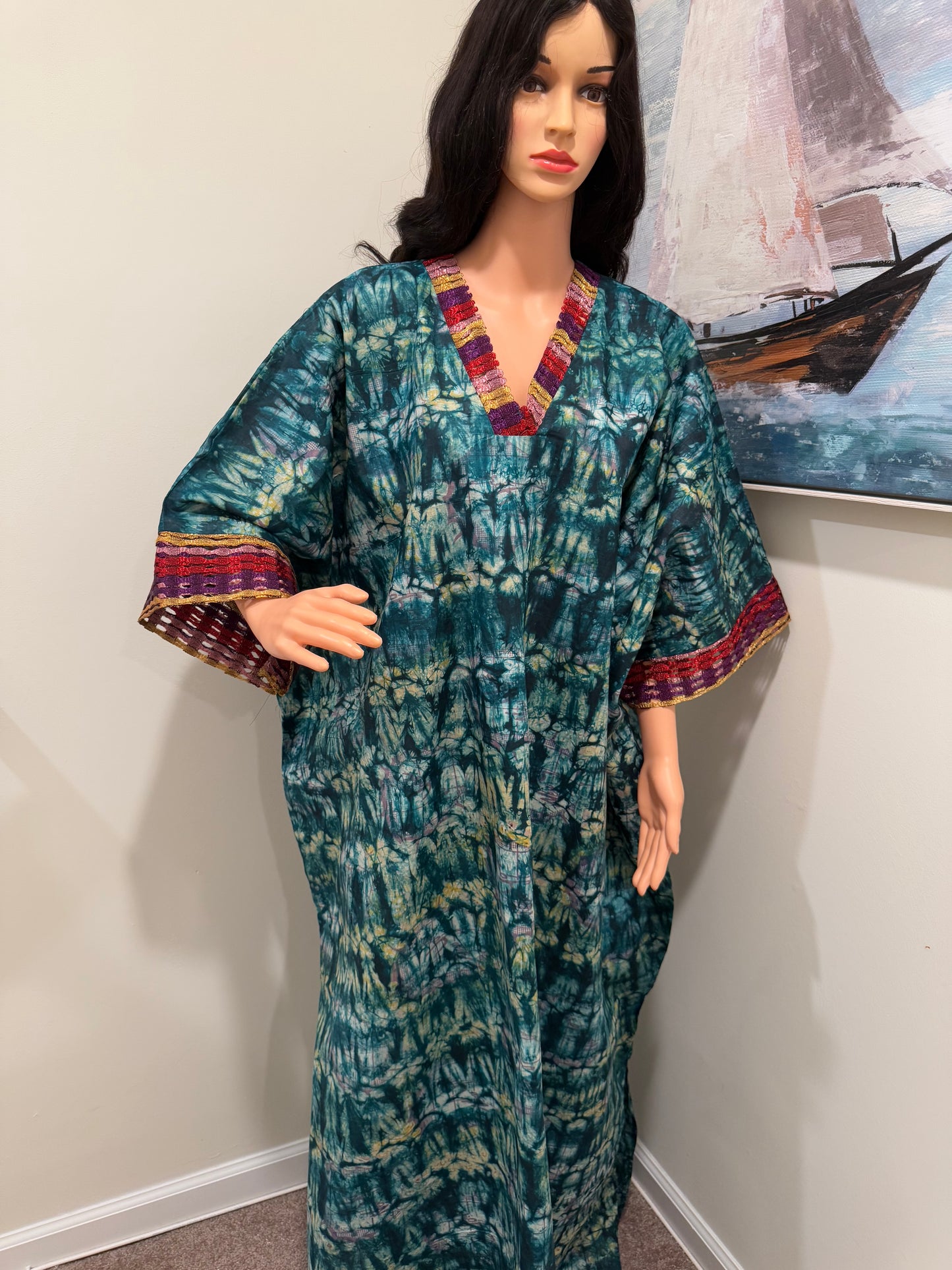 Hand-Dyed Batik (Adire)Boubou with Headwrap – Elegant African Kaftan