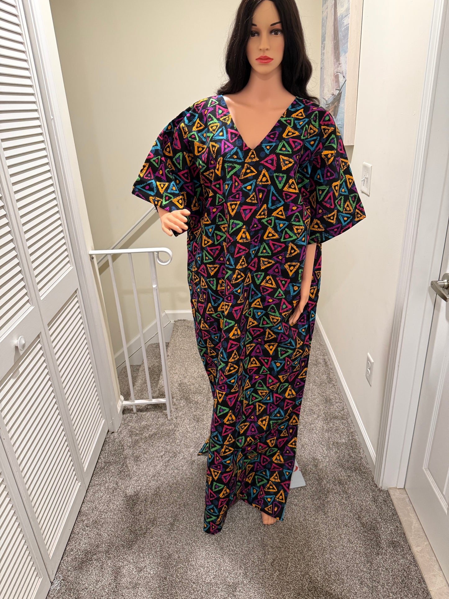 Multicolor Triangle Print Boubou – Free Size (Up to Size 14/16)