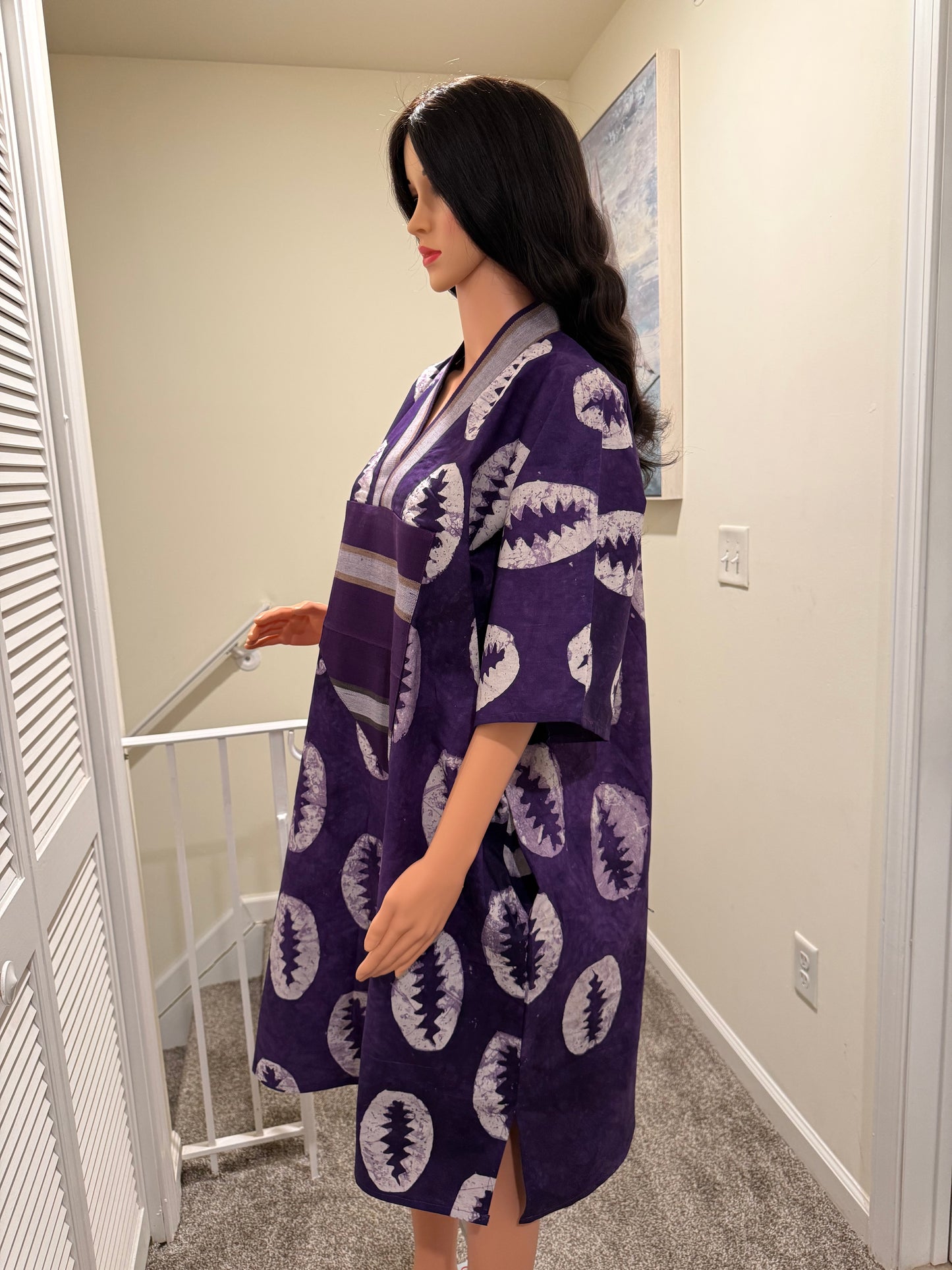 Adire Cotton Kaftan with Aso Oke Detail – 42” Length, Relaxed Fit