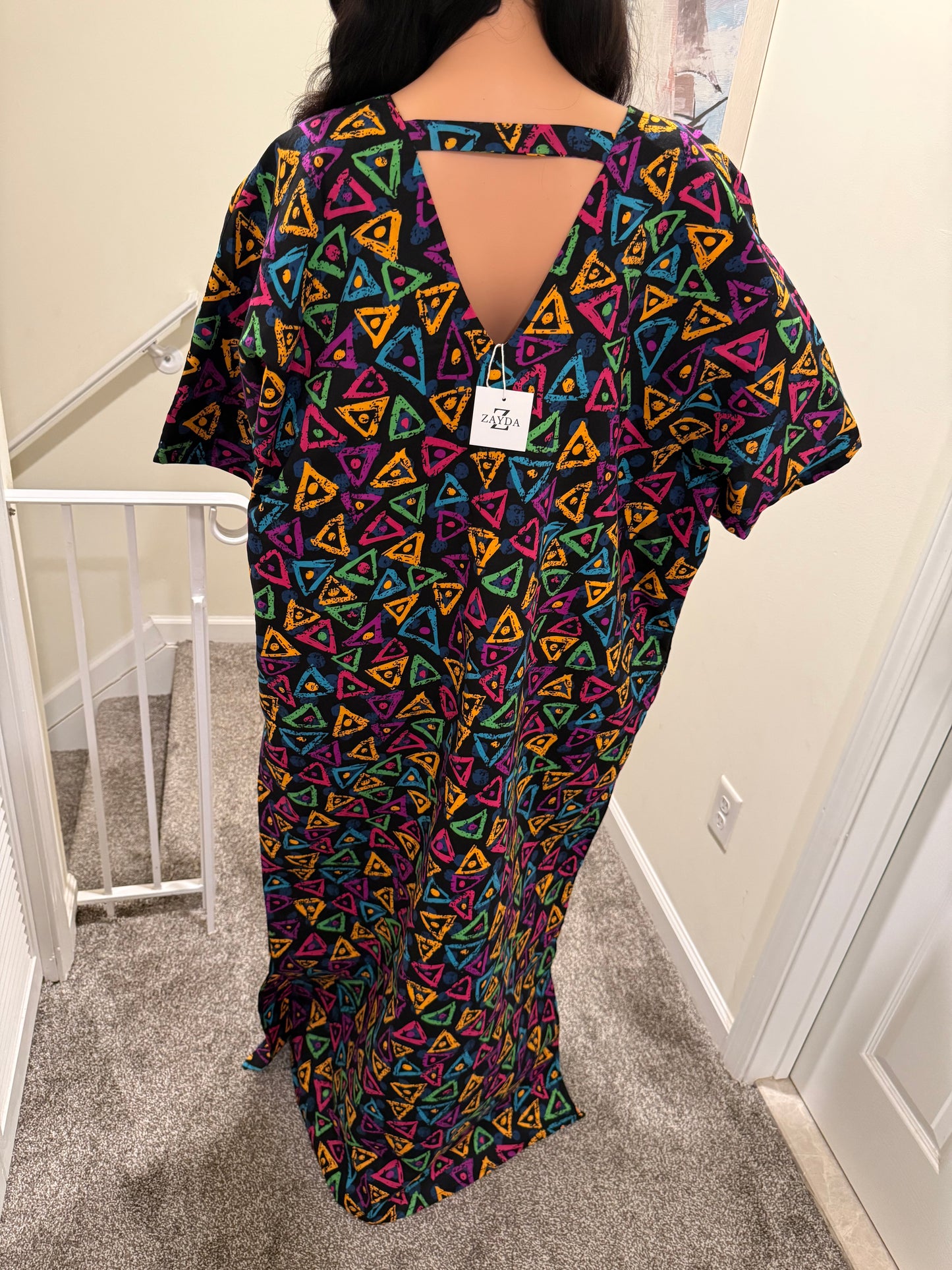 Multicolor Triangle Print Boubou – Free Size (Up to Size 14/16)
